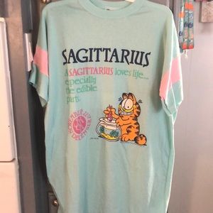 Vintage 1978 Garfield top